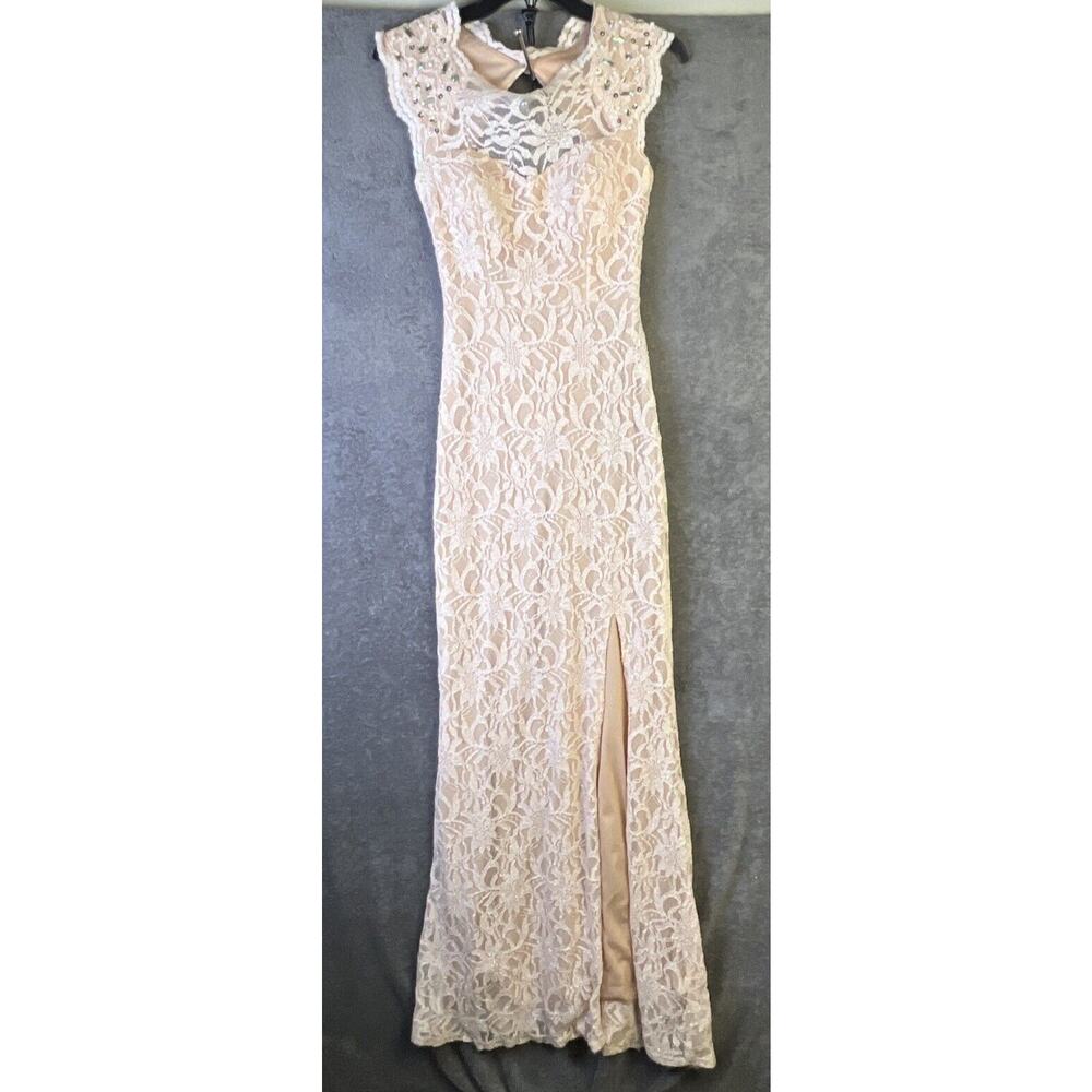 City Triangles Women’s Dress Peach Size 1 Formal Maxi Party Prom Wedding